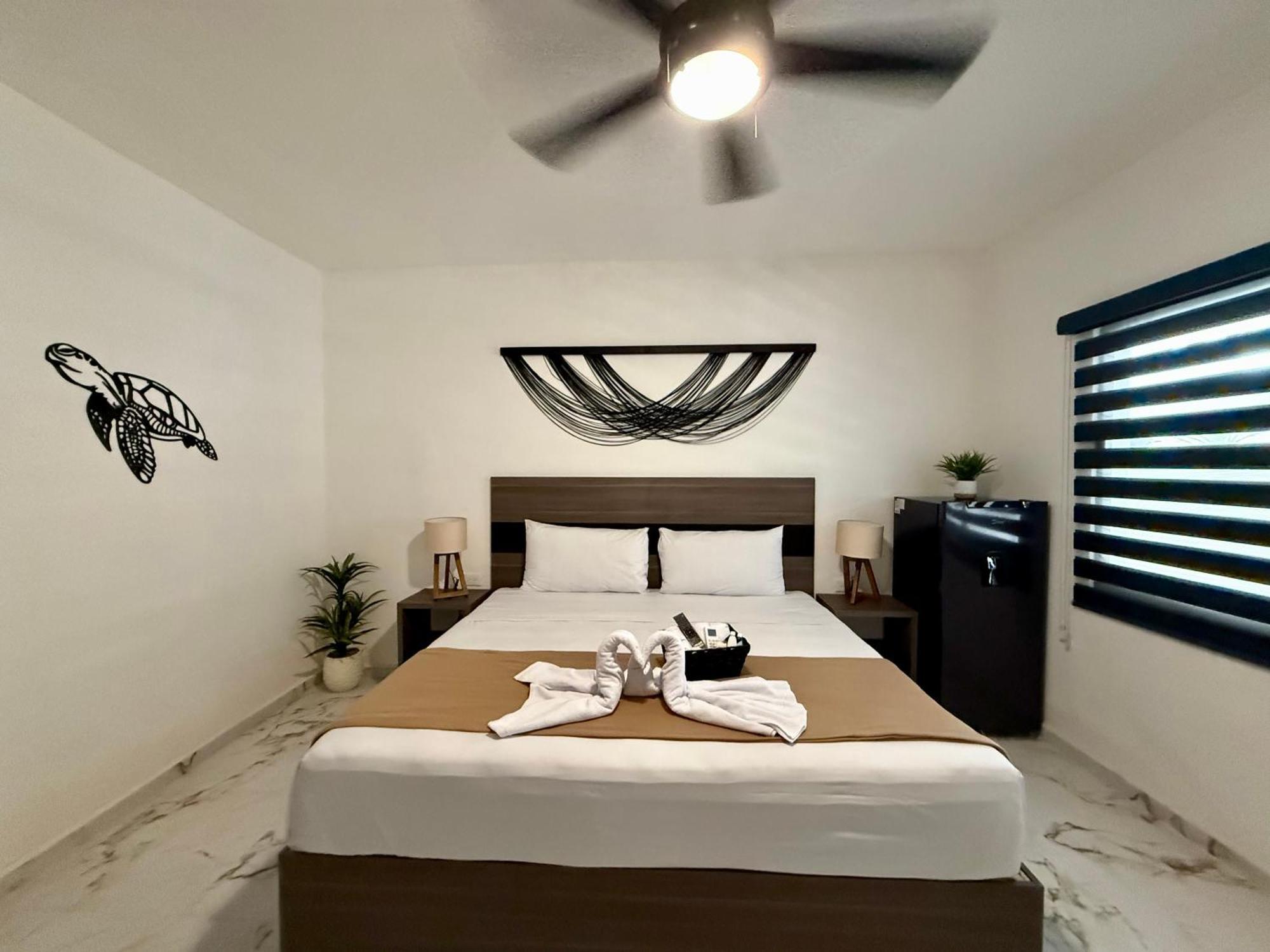 Casa Tortuga 5Th Ave Hotel Playa del Carmen Bagian luar foto