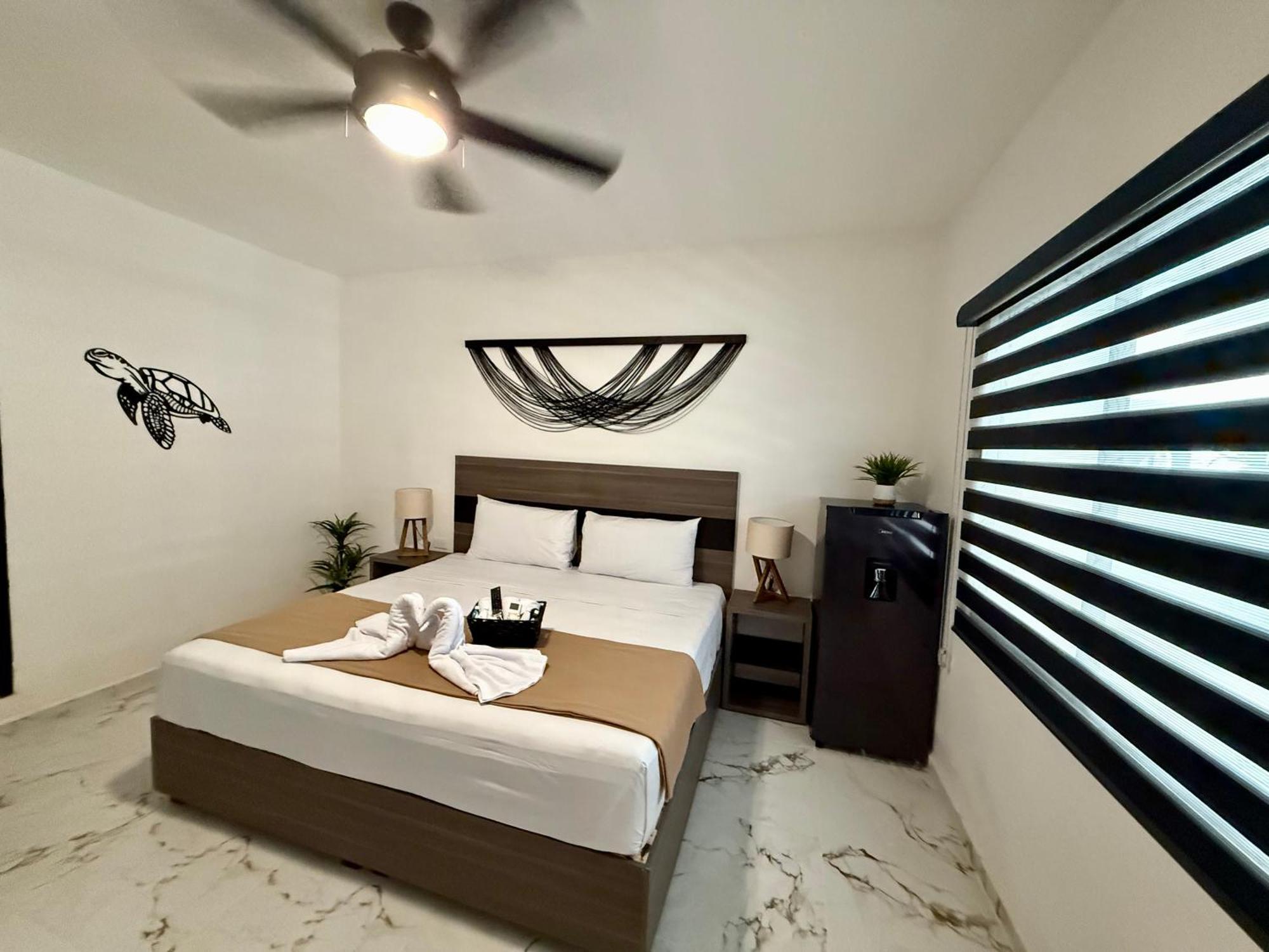 Casa Tortuga 5Th Ave Hotel Playa del Carmen Bagian luar foto