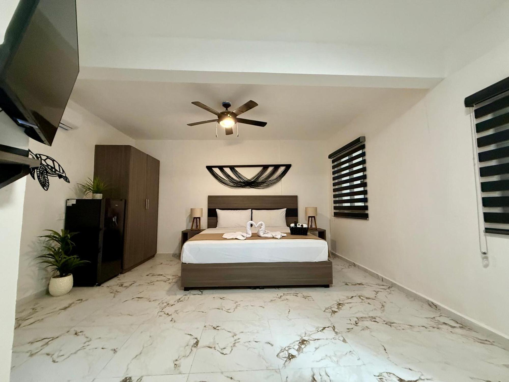 Casa Tortuga 5Th Ave Hotel Playa del Carmen Bagian luar foto