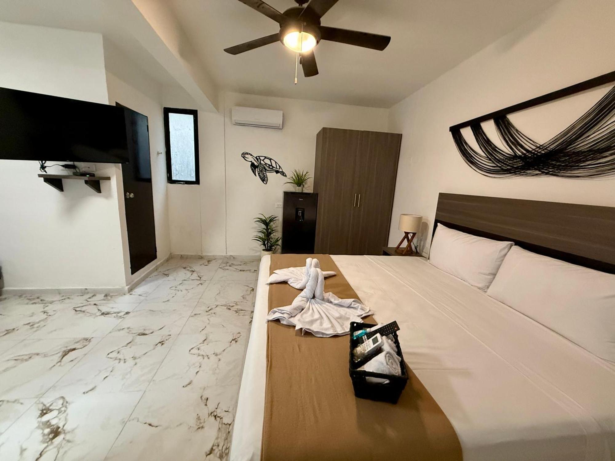 Casa Tortuga 5Th Ave Hotel Playa del Carmen Bagian luar foto